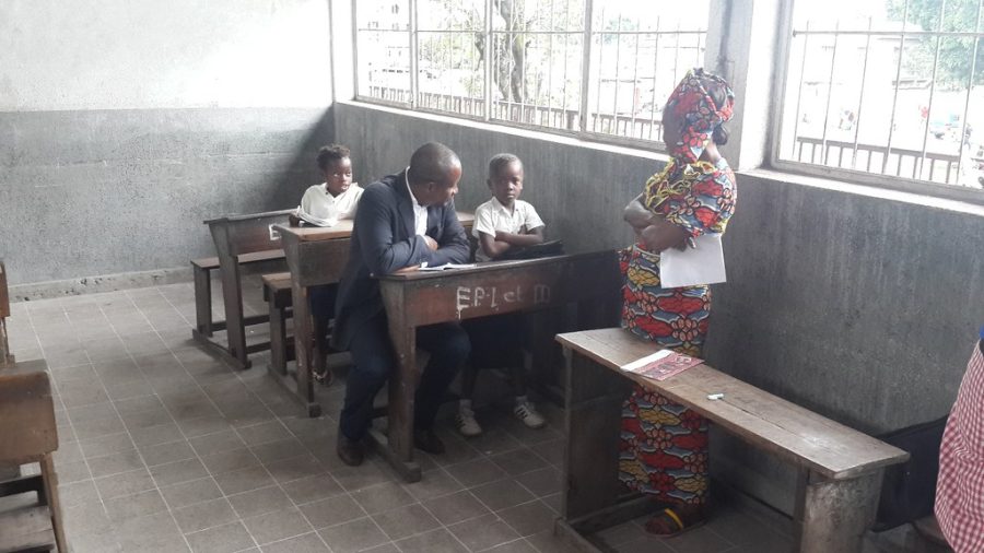 Te Litho Tenge Didier — Visite de l'école Laïc (Education jeunesse)