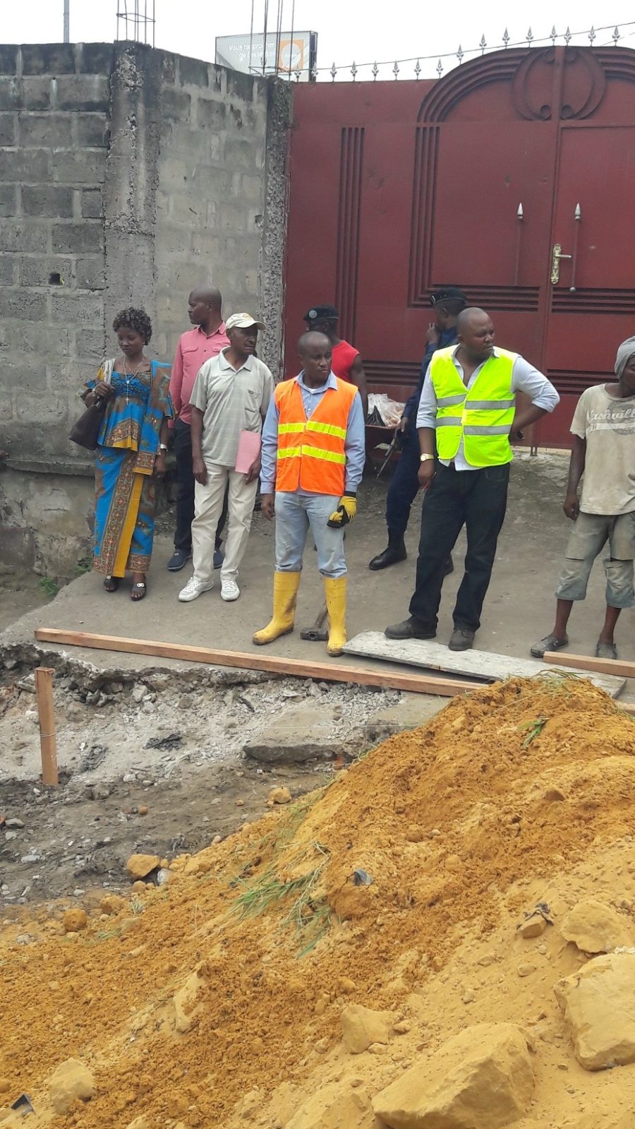 Te Litho Tenge Didier — Travaux sur rue vers pont lunda bululu (Urbanisme)