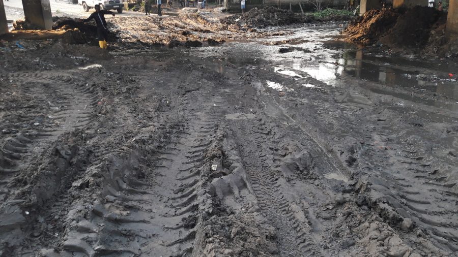 Te Litho Tenge Didier — Travaux sous le pont lunda bululu 19 mai 2017 (Urbanisme)