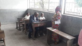 Te Litho Tenge Didier — Visite de l'école Laïc (Education jeunesse)