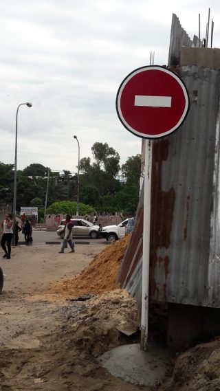 Te Litho Tenge Didier — Avenue komoriko kasavubu (Urbanisme)
