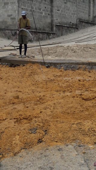 Te Litho Tenge Didier — Travaux sous le pont lunda Bululu 3 mars 2017 (Urbanisme)