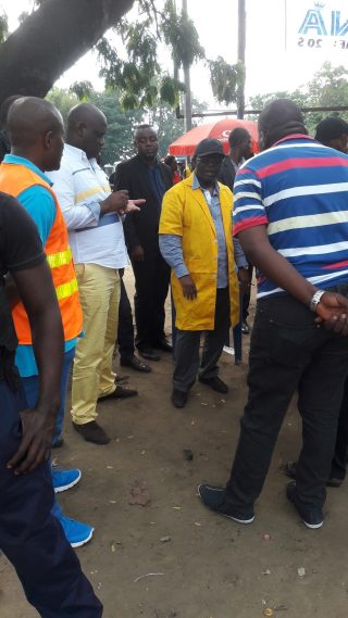 Te Litho Tenge Didier — Visite de S.E.M. Le Gouverneur a kintambo au niveau des decharges 29 mai 2017 (Kintambo)