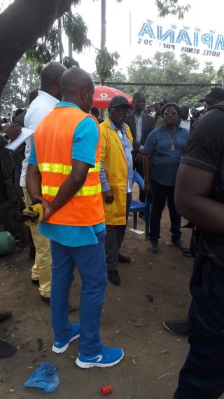 Te Litho Tenge Didier — Visite de S.E.M. Le Gouverneur a kintambo au niveau des decharges 29 mai 2017 (Kintambo)